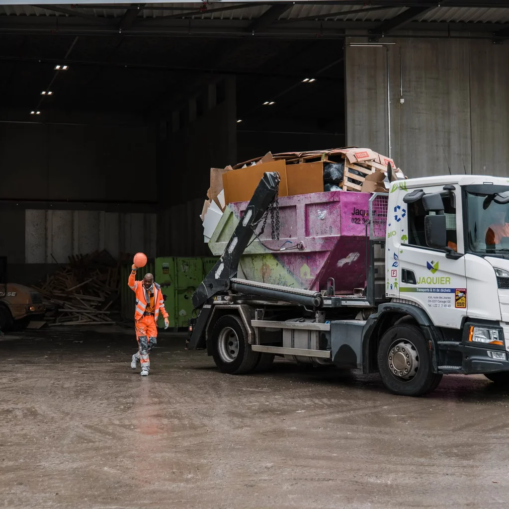 Optimisez votre gestion des déchets avec Jaquier Services pour un futur plus vert ! 🌱